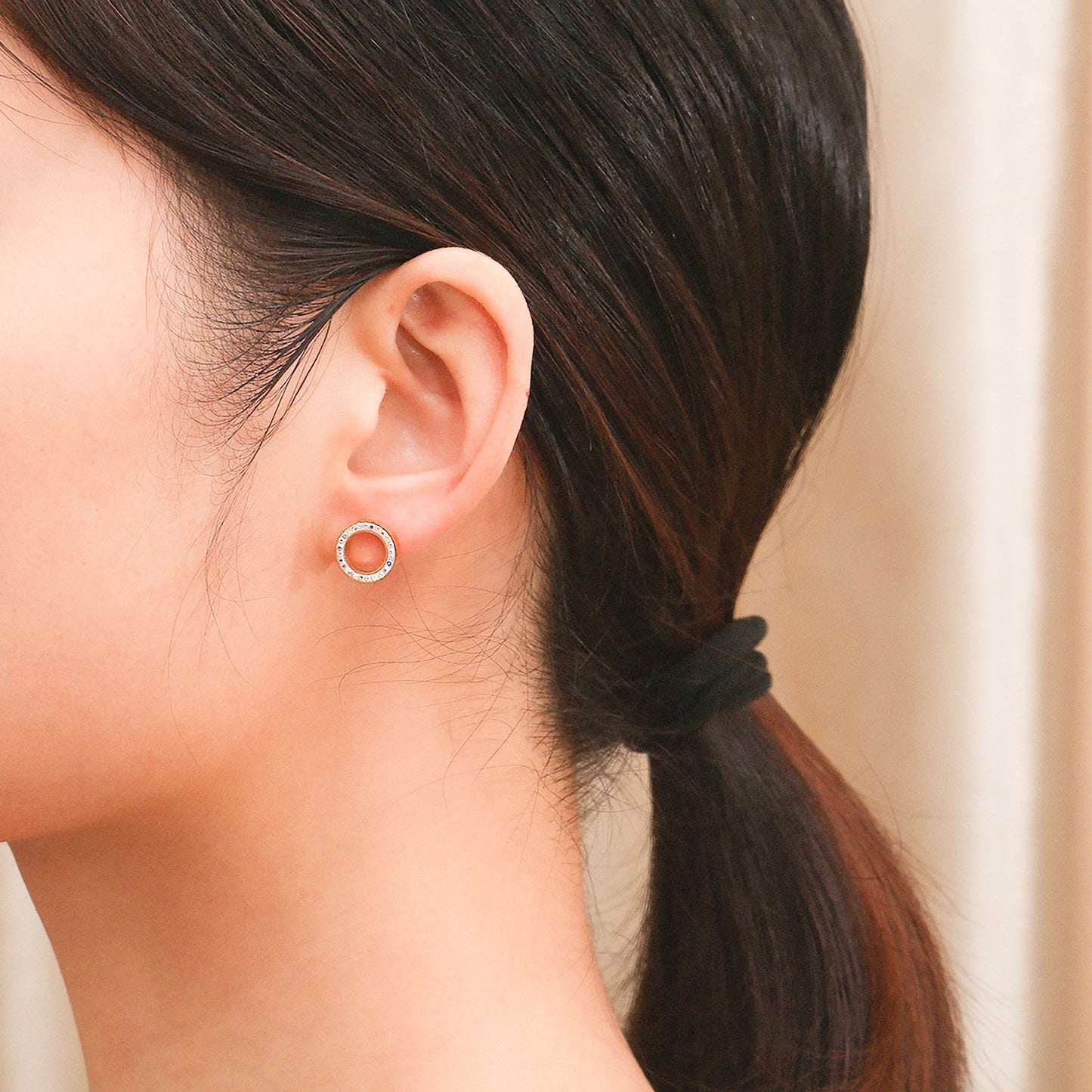 Titanium Round Rhinestone Stud Earrings