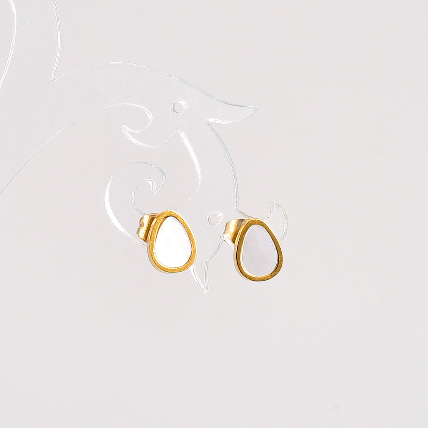 Titanium Water Drop Stud Earrings, Non Tarnish Earrings, Implant Grade Titanium Waterproof Earrings, Vintage Style Earrings, Minimalist