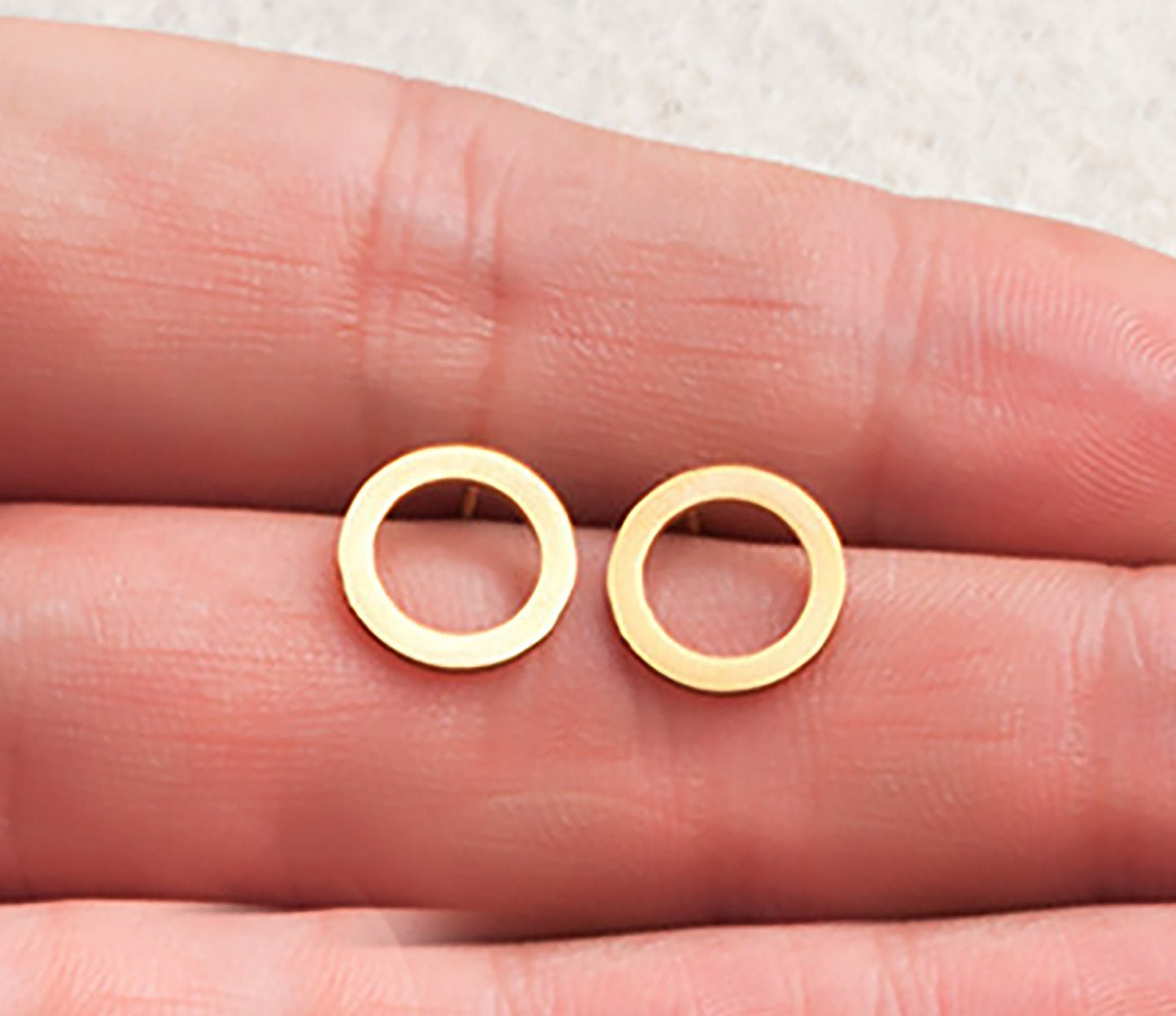 Titanium Round Stud Earrings, Non Tarnish Earrings, Implant Grade Titanium Waterproof Earrings, Vintage Style Earrings, Minimal Earrings
