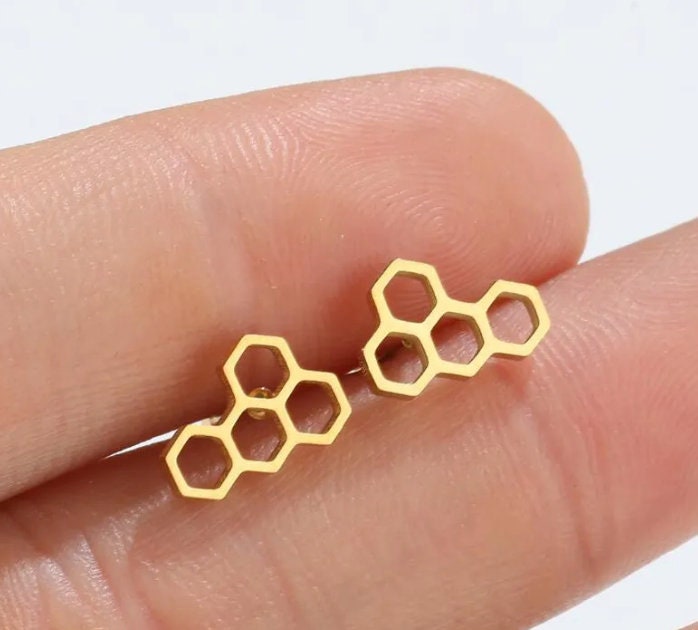 Titanium Honeycomb Stud Earrings, Non Tarnish Earrings, Implant Grade Titanium Waterproof Earrings, Vintage Style Earrings, Minimal Earrings