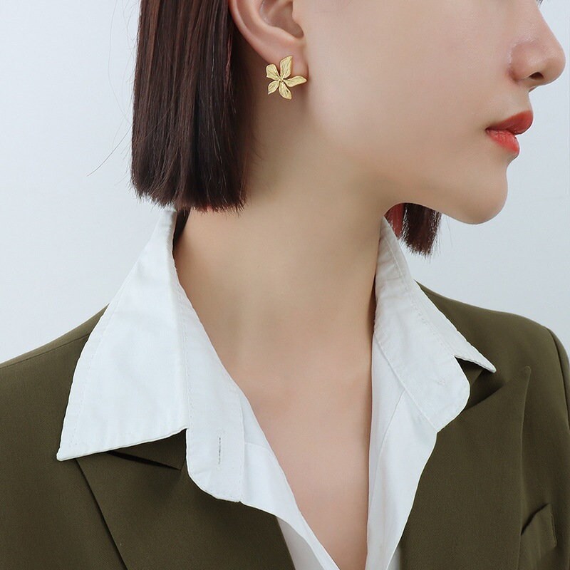 Titanium Large Flower 18K Gold Earrings, Gold Plated, Hypoallergenic, Implant Grade Titanium Waterproof, Vintage Style, Minimal