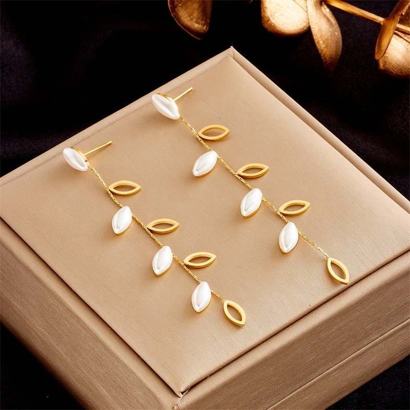 Titanium Leaves Pearl 18K Gold Plated Huggies Hoop Earrings, Non Tarnish Earrings, Implant Grade Titanium Waterproof, Vintage Style, Minimal