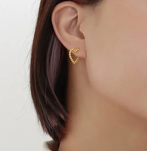 Titanium Heart 18K Gold Plated Huggies Hoop Earrings, Non Tarnish Earrings, Implant Grade Titanium Waterproof, Vintage Style, Minimal