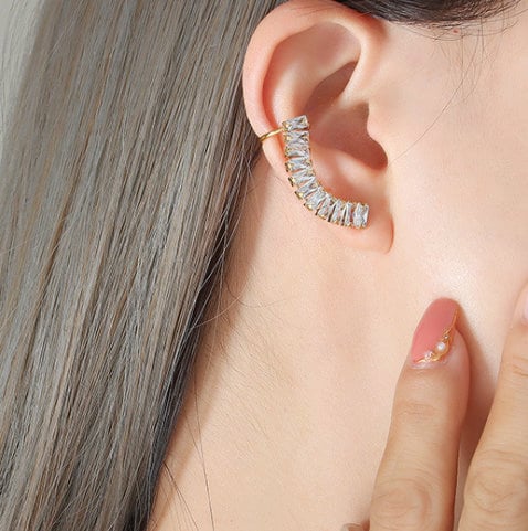 Titanium Zircon Crawling Earrings, Non Tarnish, Implant Grade Titanium Waterproof Earrings, Vintage Style Earrings, Minimalist