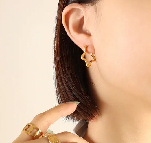 Titanium Star Hoop Earrings, Non Tarnish Earrings, Implant Grade, Waterproof, Vintage Style Earrings, Minimal Earrings