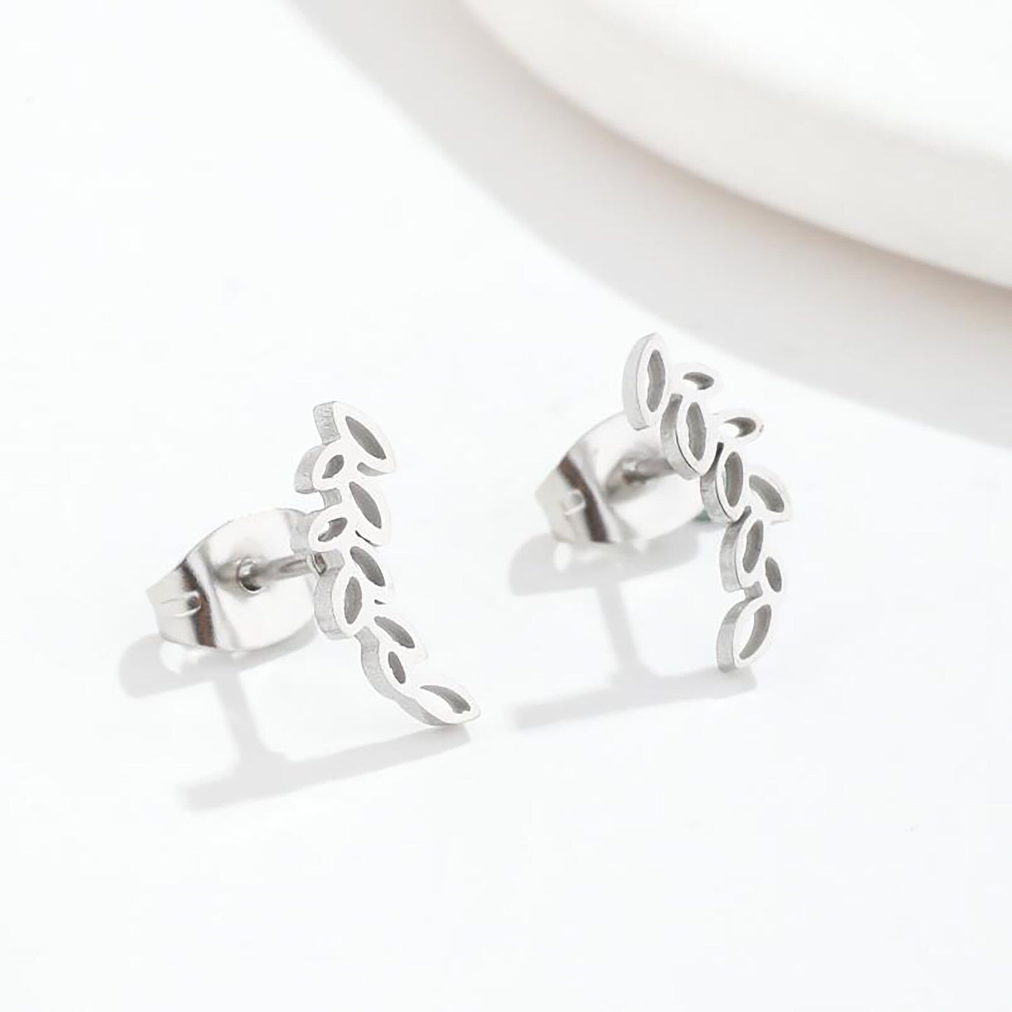 Titanium Leaves Stud Earrings, Non Tarnish, stud earring, Hypoallergenic, Implant Grade Waterproof Earrings, Minimal Earrings