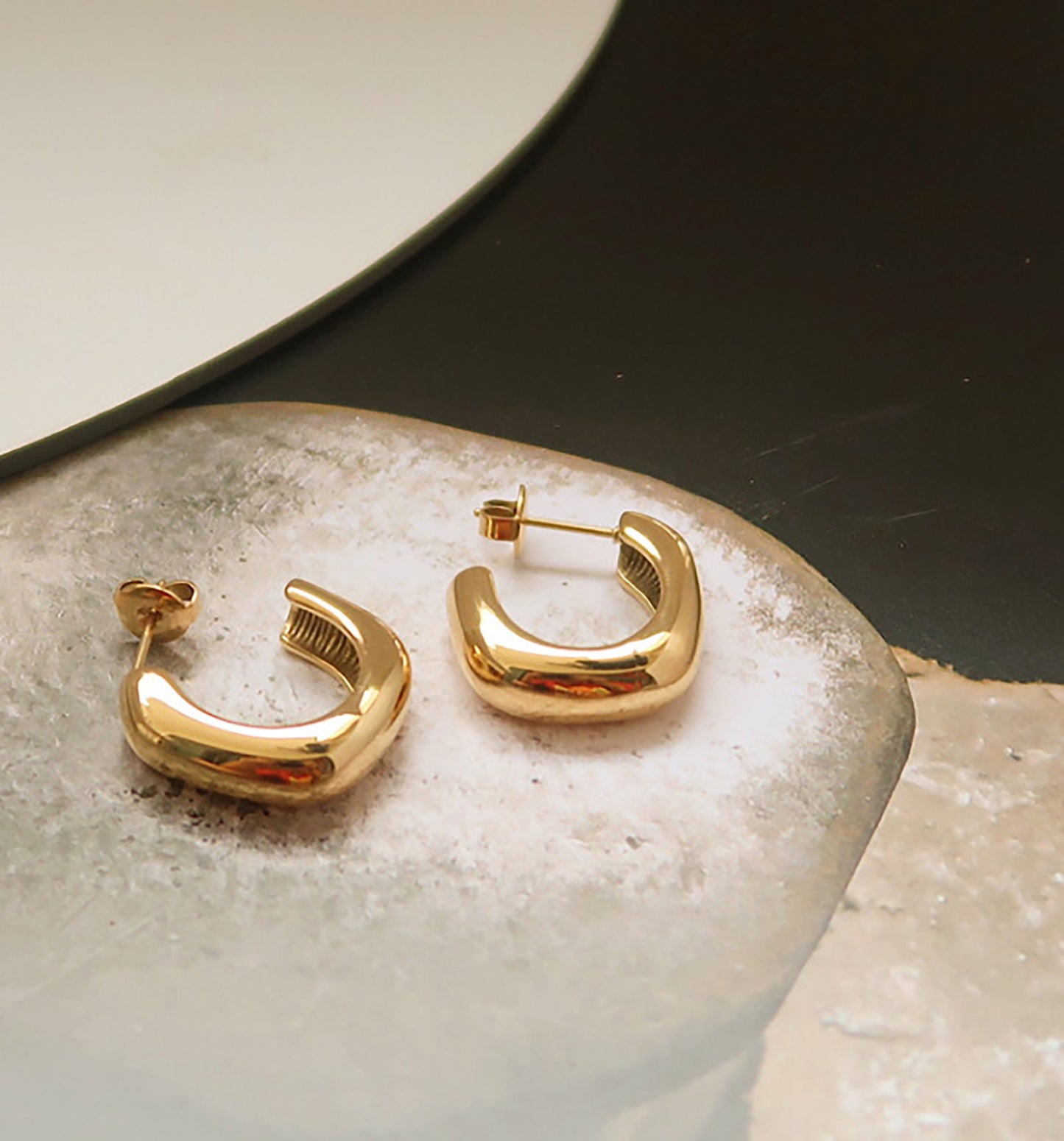 Titanium Gold Geo C Shape Hoop Earrings, Non Tarnish Earrings, Implant Grade Titanium Waterproof Earrings, Vintage Style, Minimal