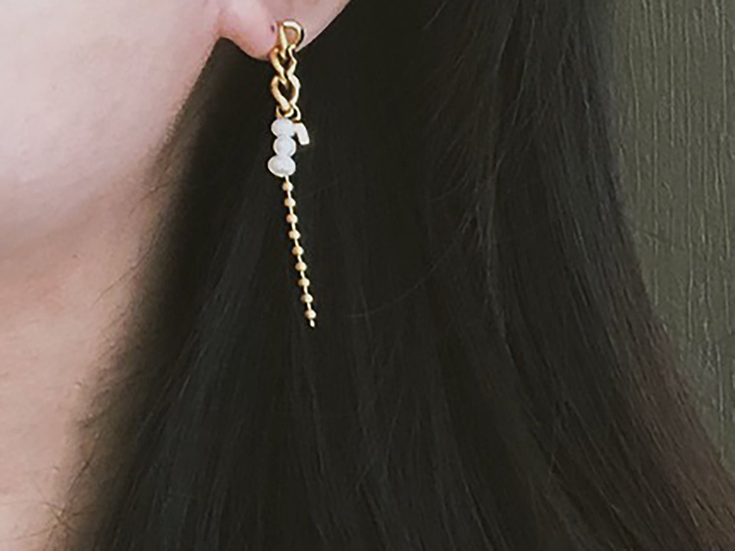 Titanium Real Pearl Mismatch Chain Dangle Earrings, Gold Plated, Hypoallergenic, Implant Grade Titanium Waterproof, Vintage Style, Minimal