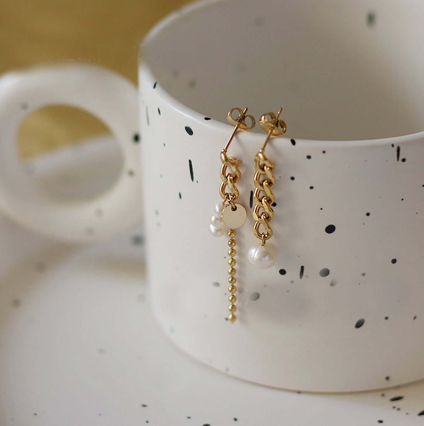 Titanium Real Pearl Mismatch Chain Dangle Earrings, Gold Plated, Hypoallergenic, Implant Grade Titanium Waterproof, Vintage Style, Minimal