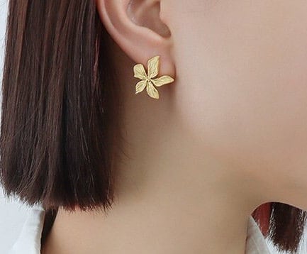 Titanium Large Flower 18K Gold Earrings, Gold Plated, Hypoallergenic, Implant Grade Titanium Waterproof, Vintage Style, Minimal