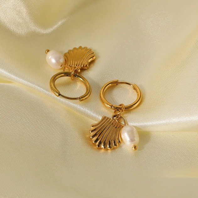 Titanium Pearl Shell 18K Gold Plated Huggies Hoop Earrings, Non Tarnish Earrings, Implant Grade Titanium, Vintage Style, Minimal